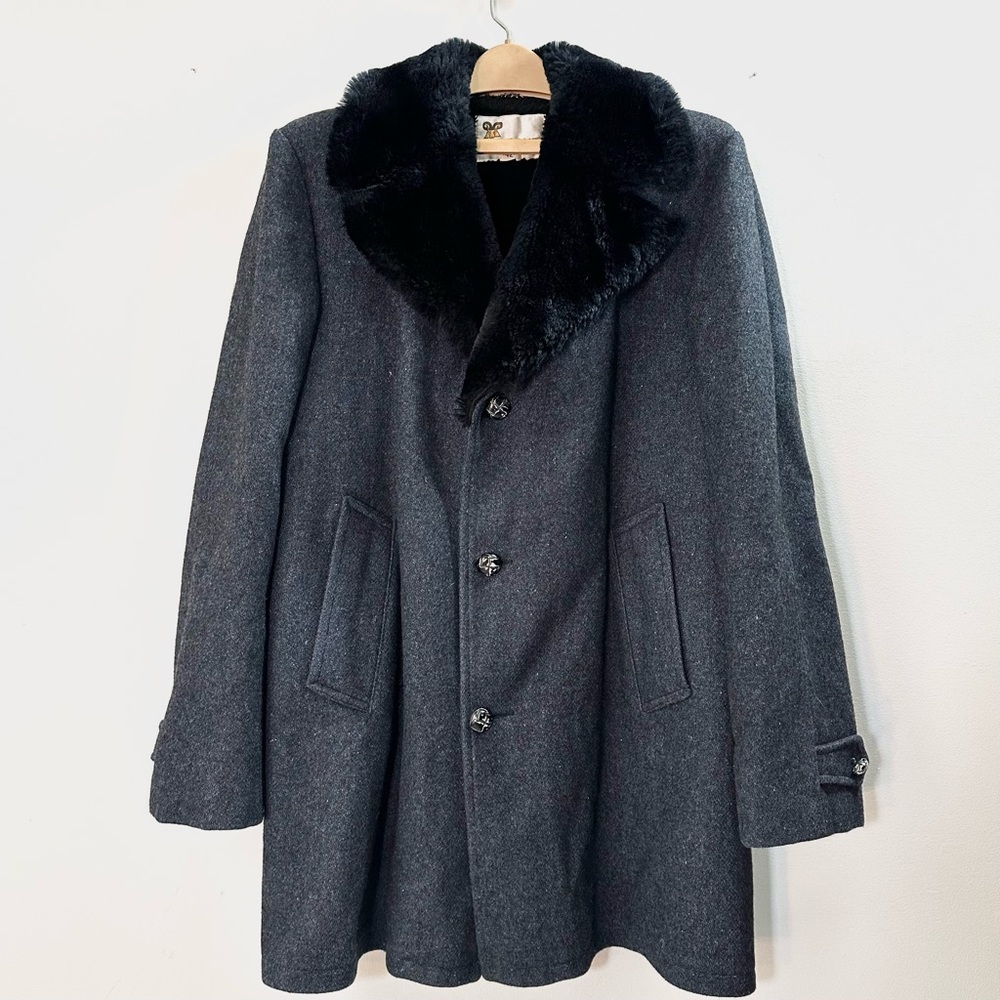 Lakeland Vintage fur lined wool coat 42L
